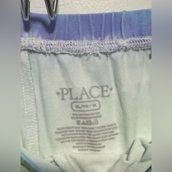 🎁The Children's Place Girls Shorts- Size XL🎁 - Picture 3 of 3
